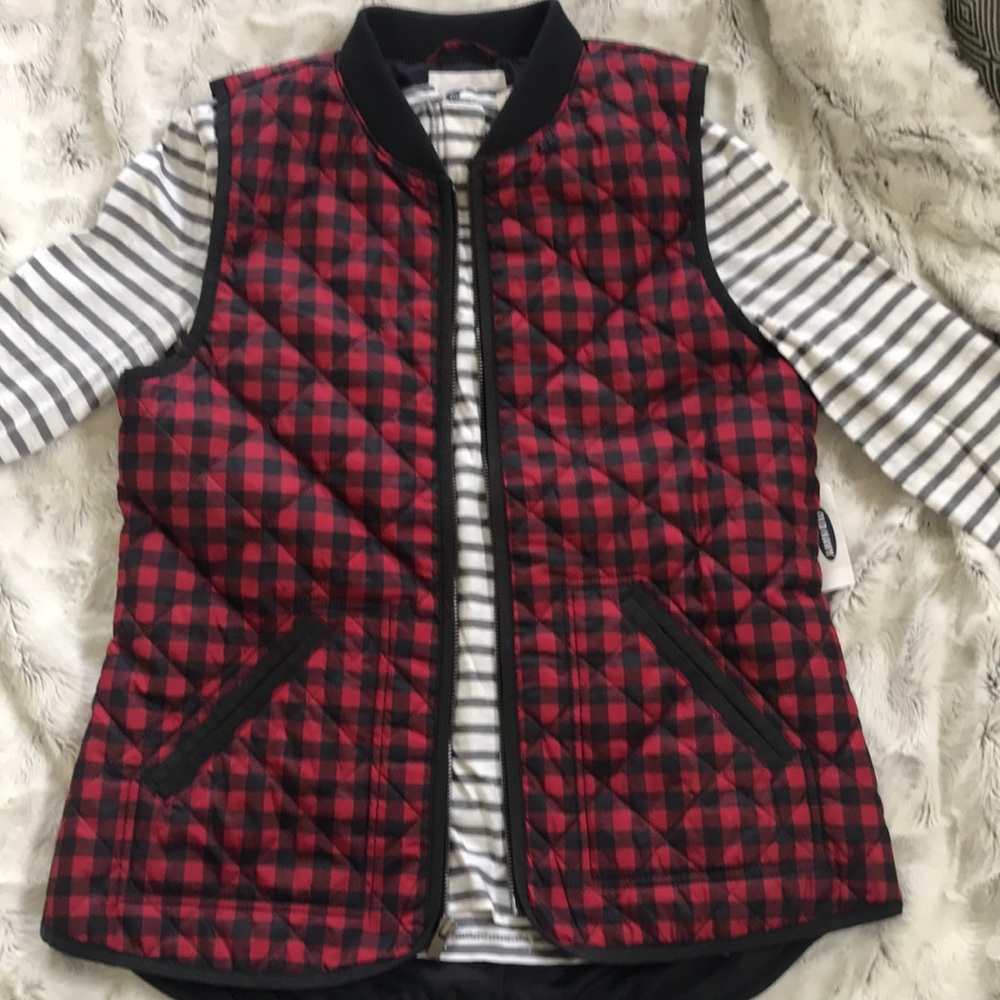 NWOT Old Navy quilted vest Size S